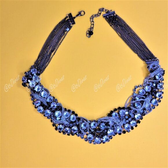 SILVER and Crystal Necklace - Picture 7 of 9